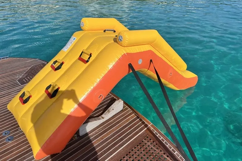 Boat Slide 1.5m — side view