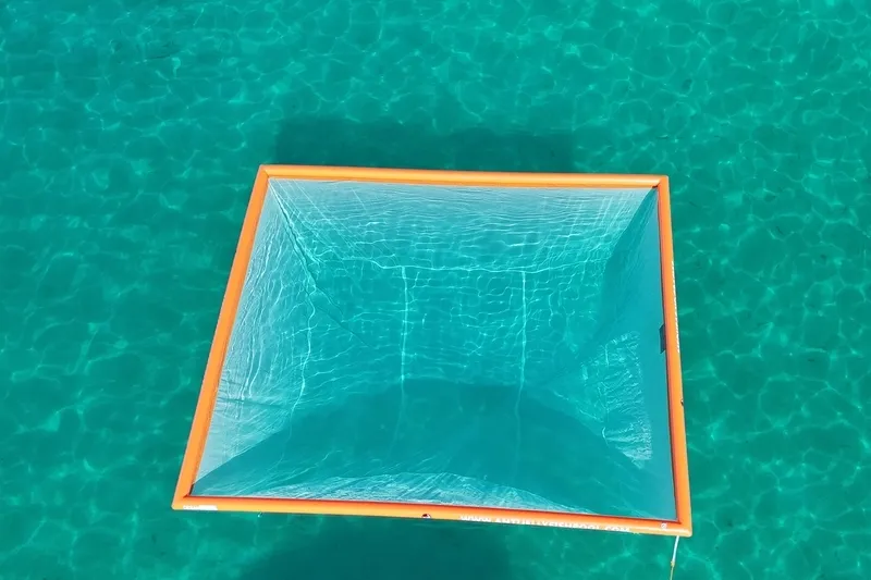Boat Pool 6x5m — close-up detail