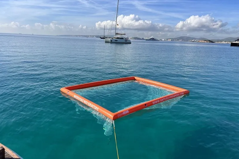Piscines de Luxe pour Superyachts : Piscines de Mer Gonflables