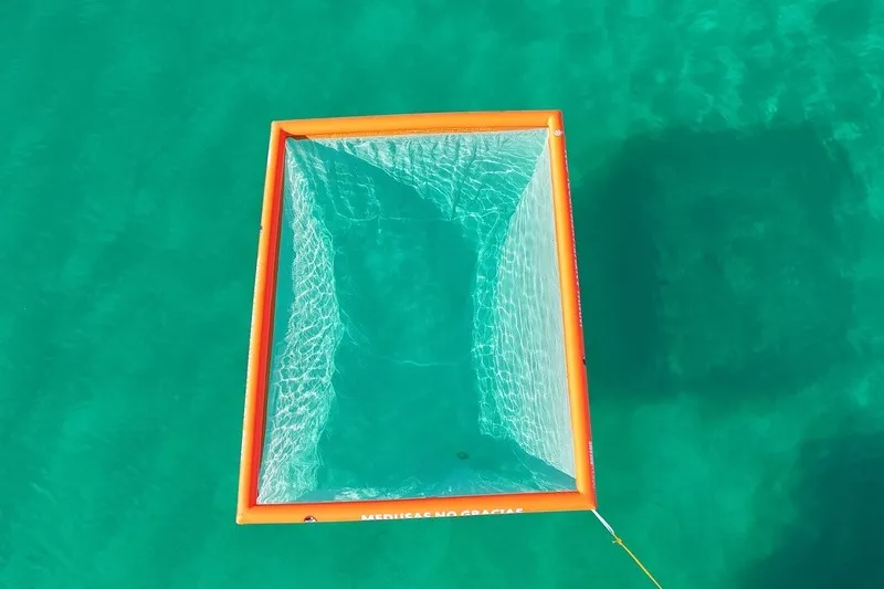 Boat Pool 5x4m — close-up detail